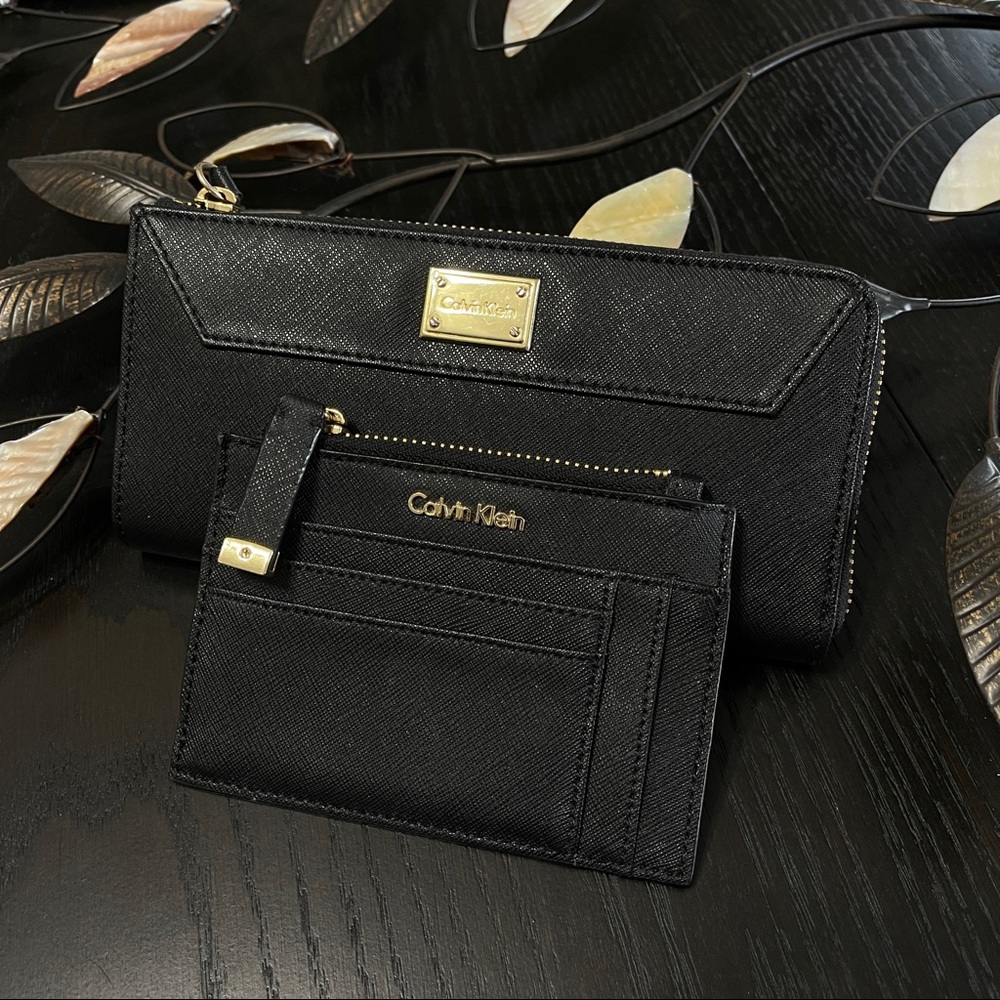 2 piece Calvin Klein wallets